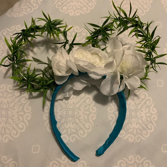 Custom made floral Minnie ears - Picture 2 of 4